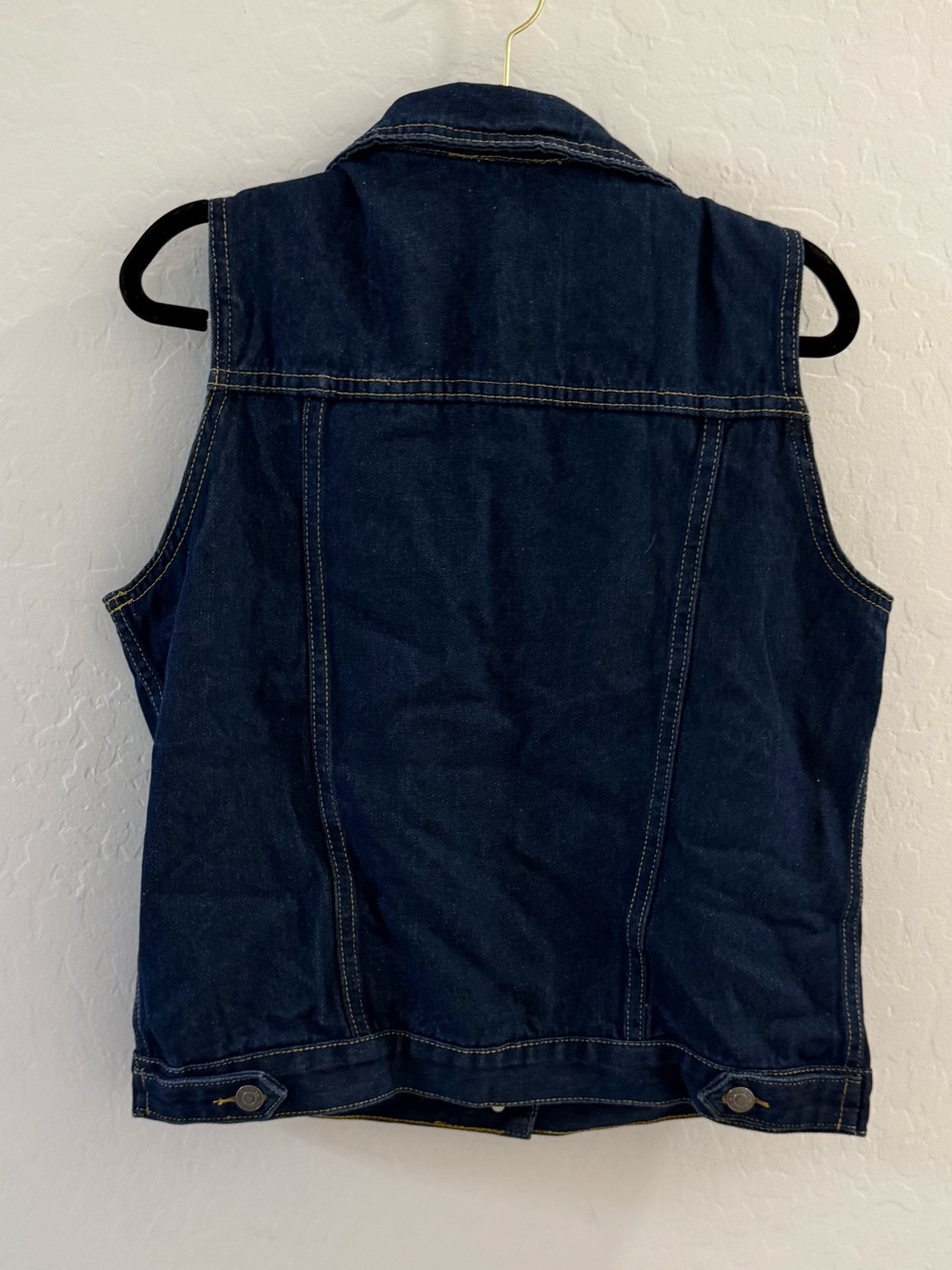 Classic Jean Denim Button Up Vest Nwt Everyday Essential — image 2 of 8